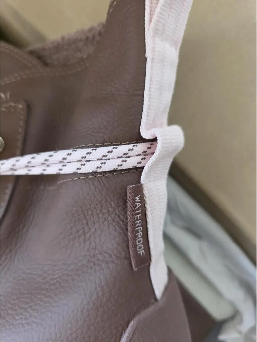 Chuck Taylor All Star Lugged 2.0 CC X-Hi Waterproof Brown W 7.5/ M 5.5